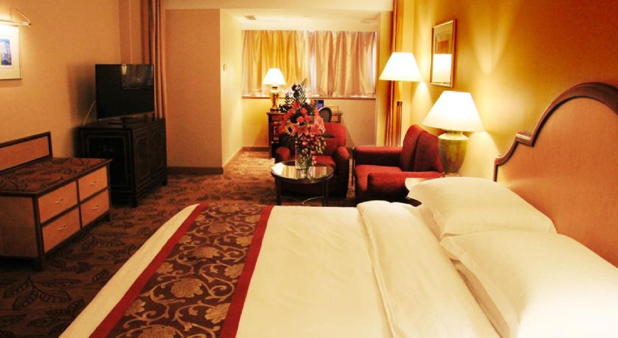 The Presidential Beijing Hotel Exterior photo