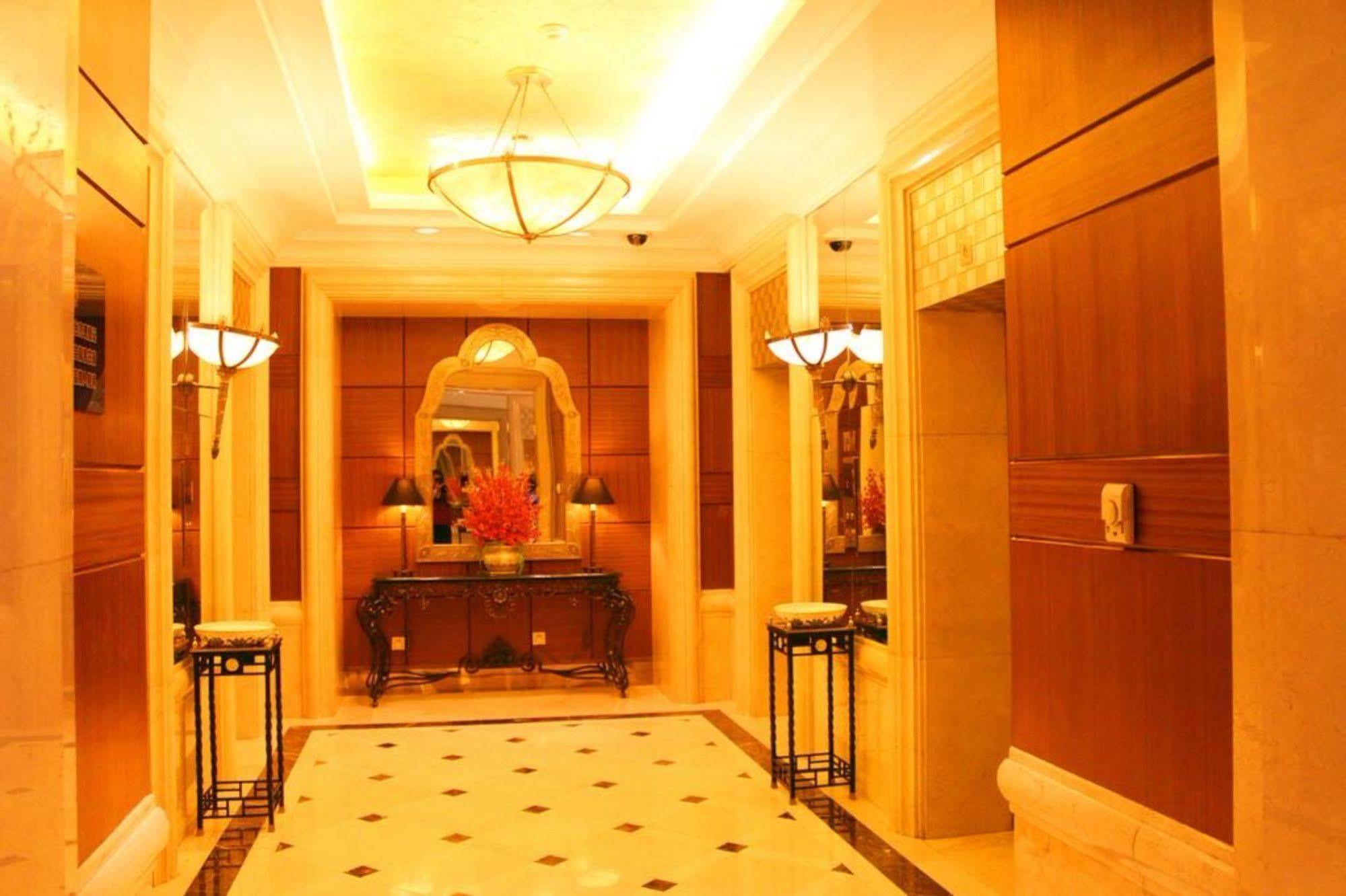 The Presidential Beijing Hotel Exterior photo